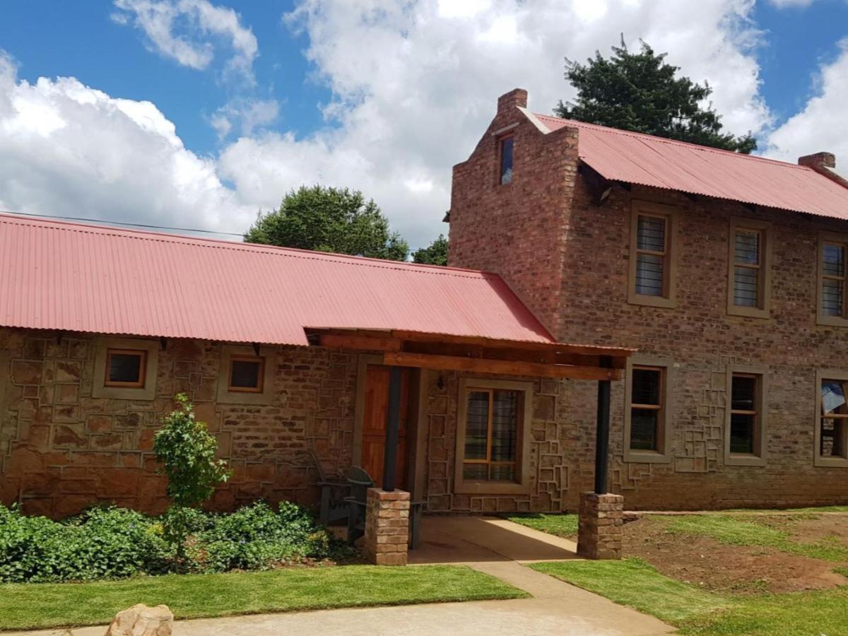 The Stables At Critchley Appartement Dullstroom Buitenkant foto